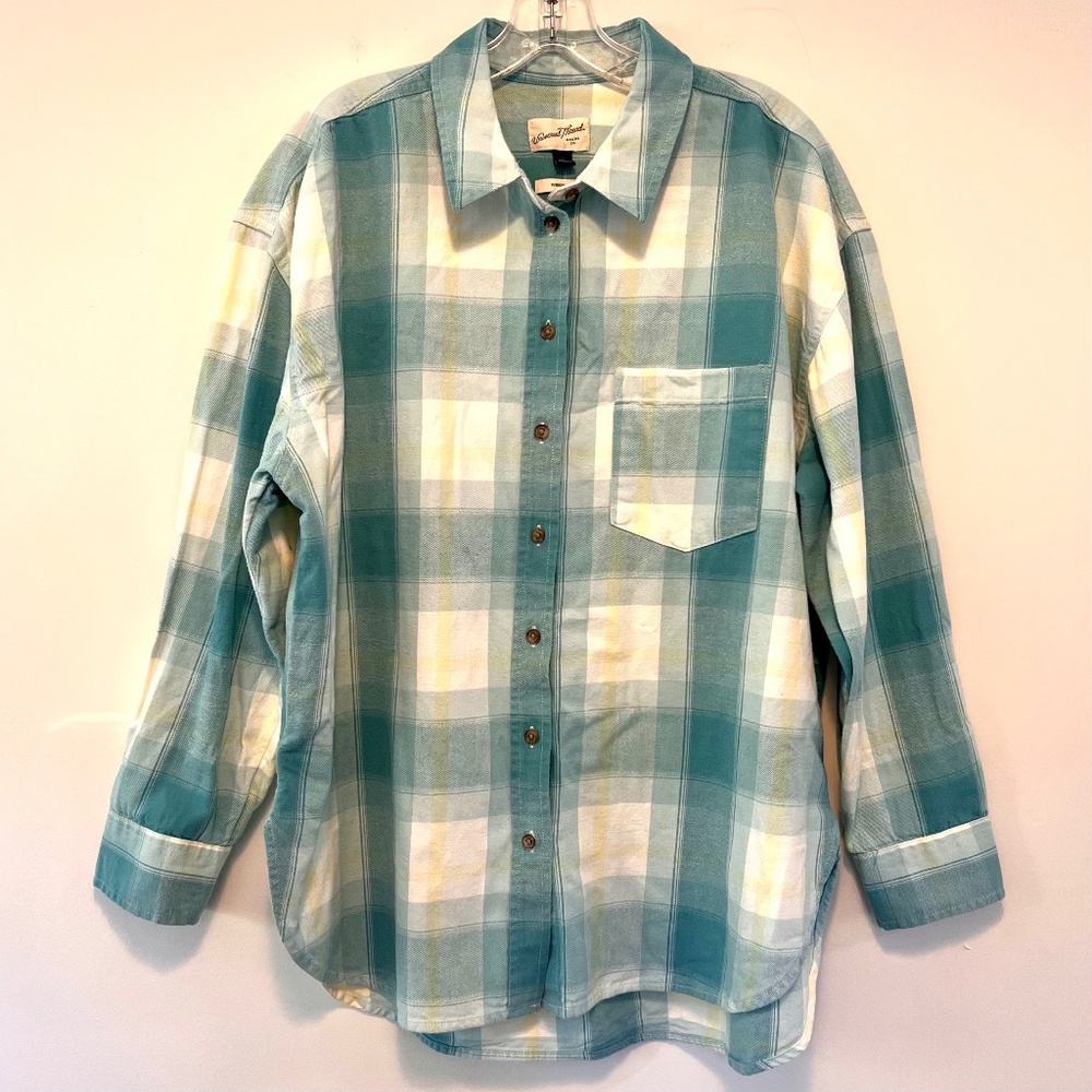 NWT Universal Threads Mens Pale Blue Flannel Button Down Shirt Cozy Casual Sz L